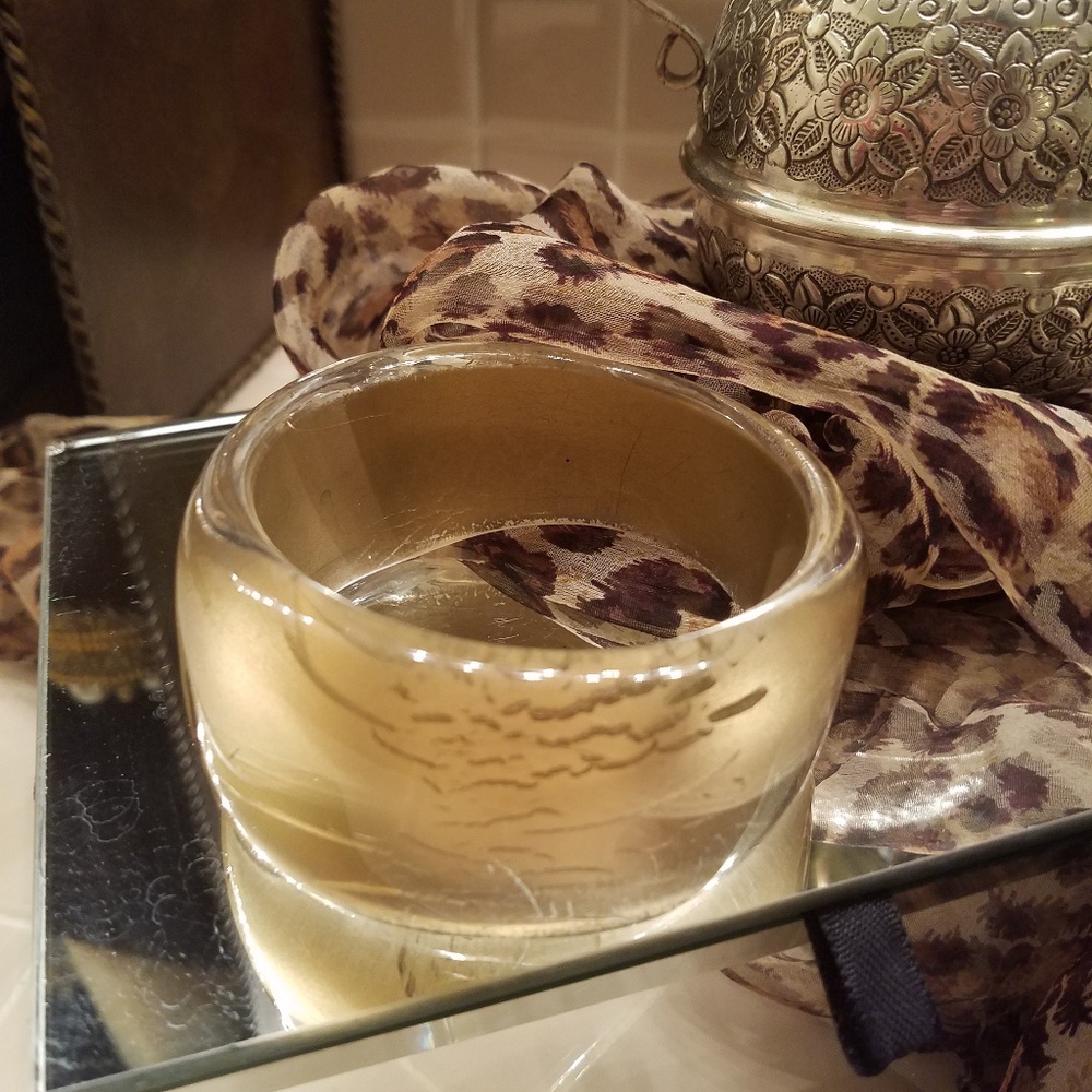 Gold color bangle